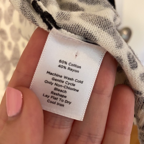 Talbots Animal Print 3/4 Sleeve Sweater Size S - Picture 9 of 11